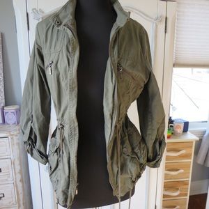 Army green light jacket